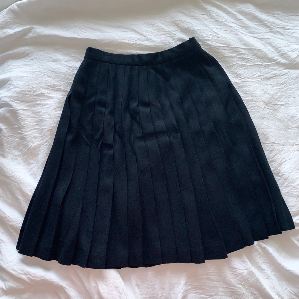 Gianni Black pleated skirt